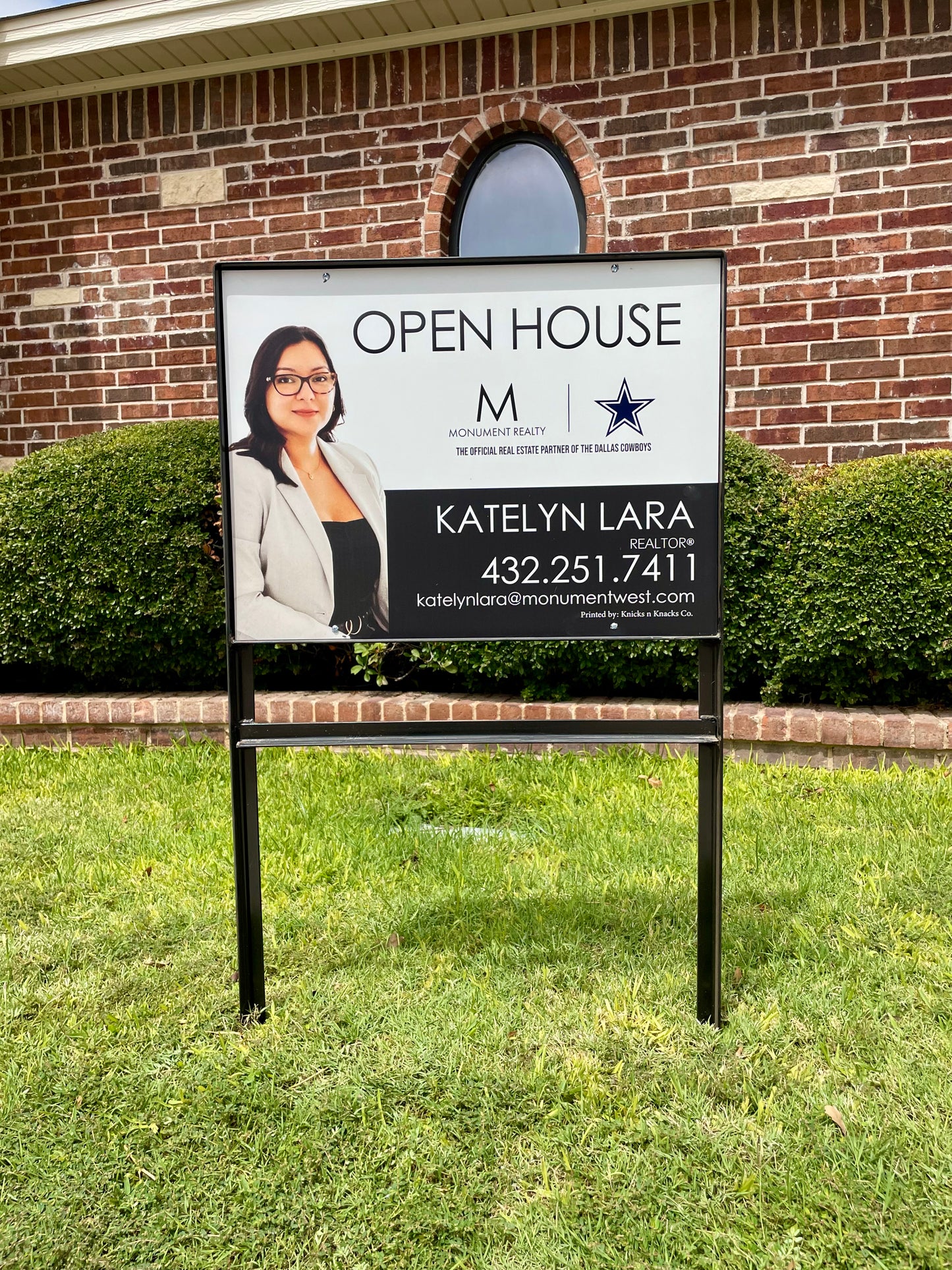 Custom Realtor Sign